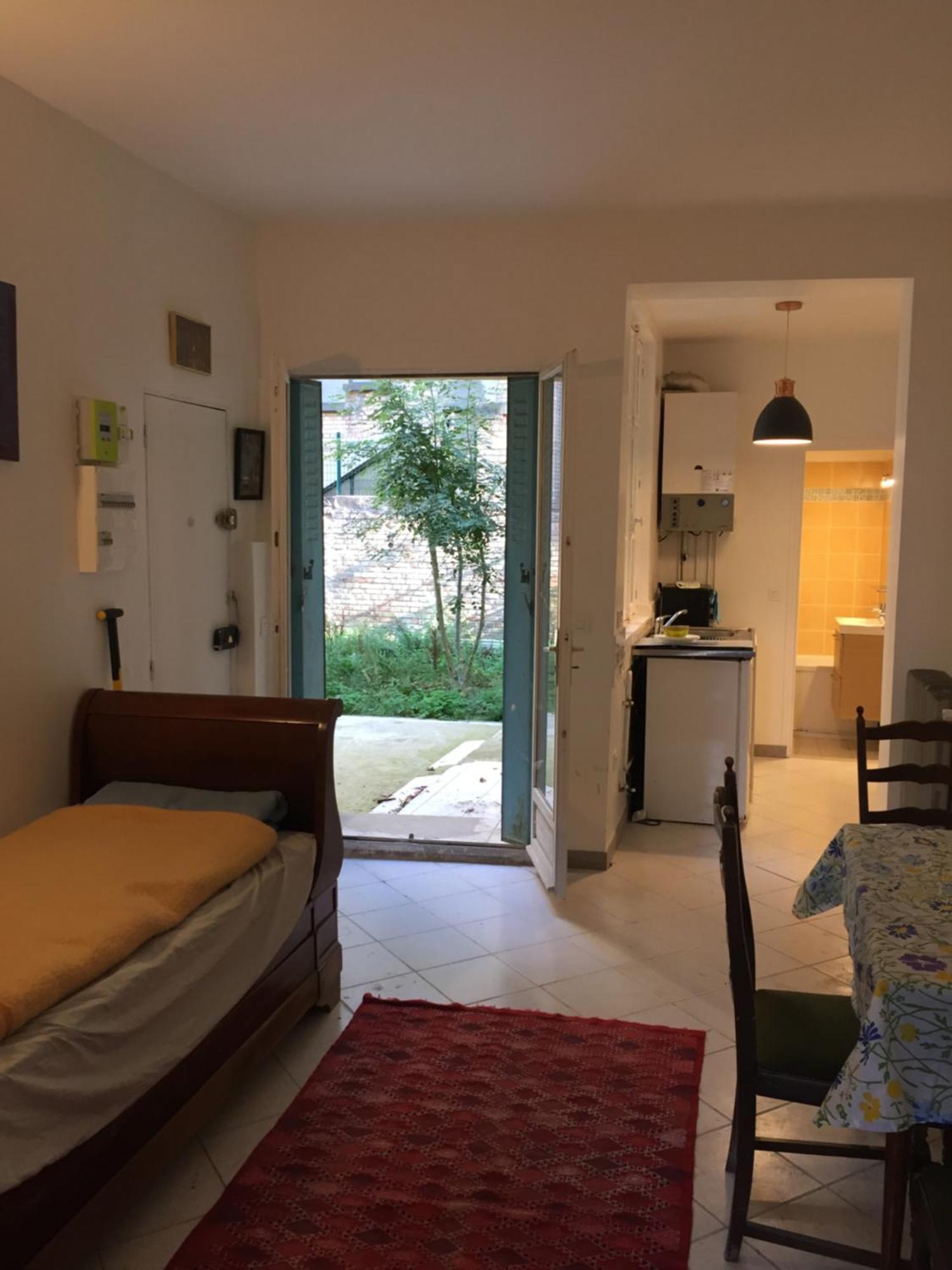 Proche Du Chateau De Versaillles Une Chambre Avec Jardin Versalles Exterior foto